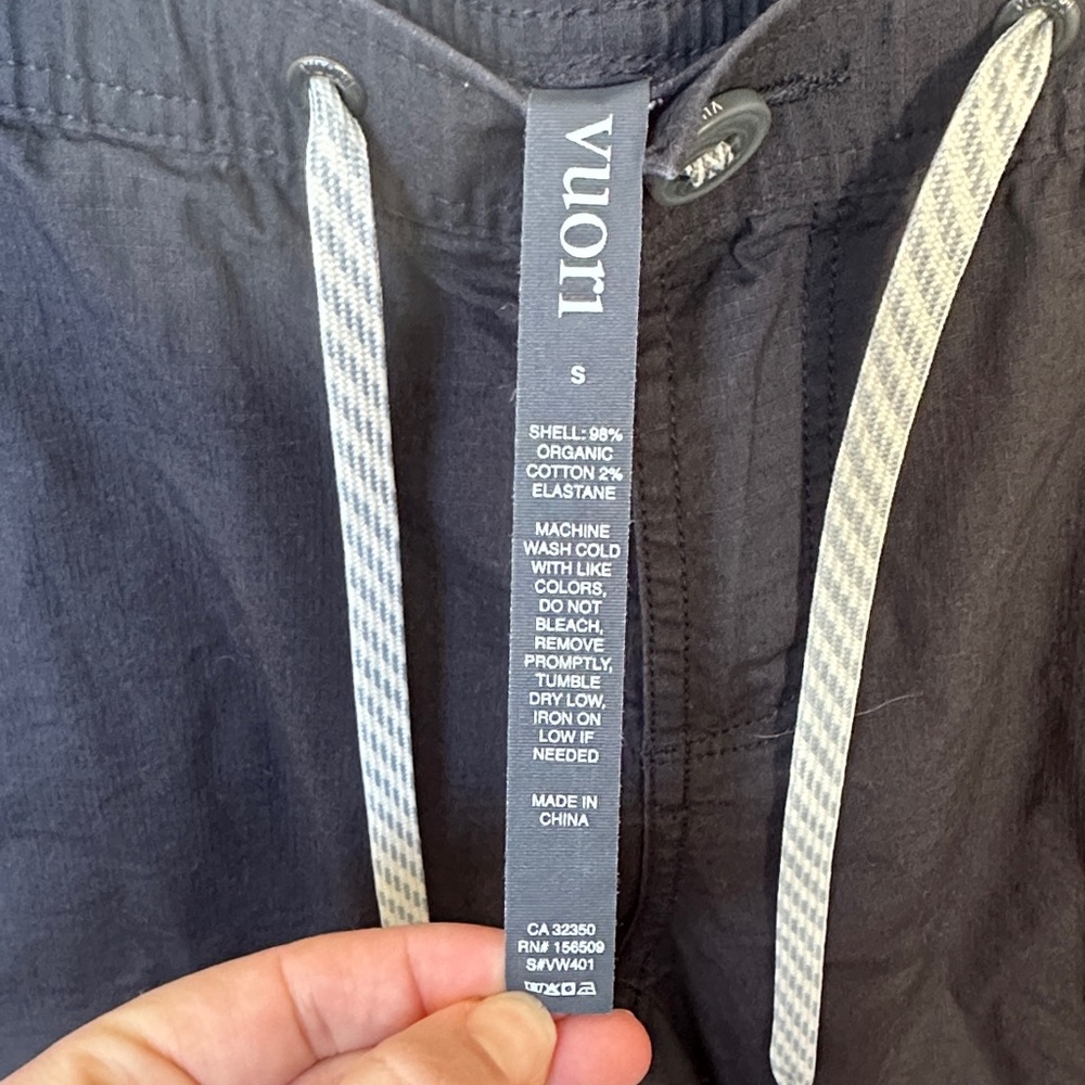 Vuori Charcoal Joggers with Drawstring sz small - Picture 2 of 8